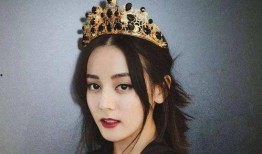 娱乐圈吃瓜文件迪丽热巴,娱乐圈的甜蜜瓜果，揭秘她的星途历程