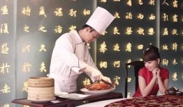 汕头粥店爆料事件视频播放,真相究竟如何？